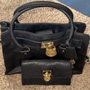 Michael Kors Hamilton black wallet and handbag
